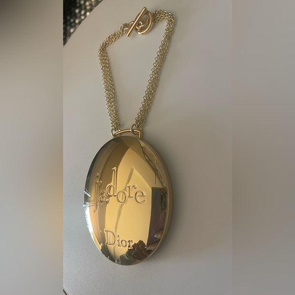 New Dior Beauty Cosmetic Makeup Gold Pocket Mirror. Box included . - Picture 3 of 5